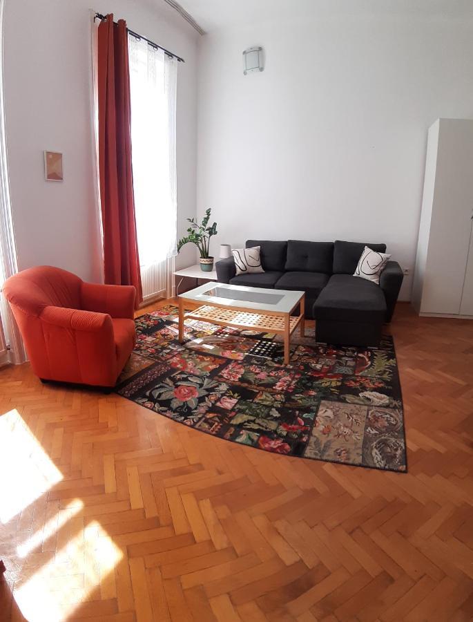 Citypark Classic Downtown Apartment Budapest Esterno foto