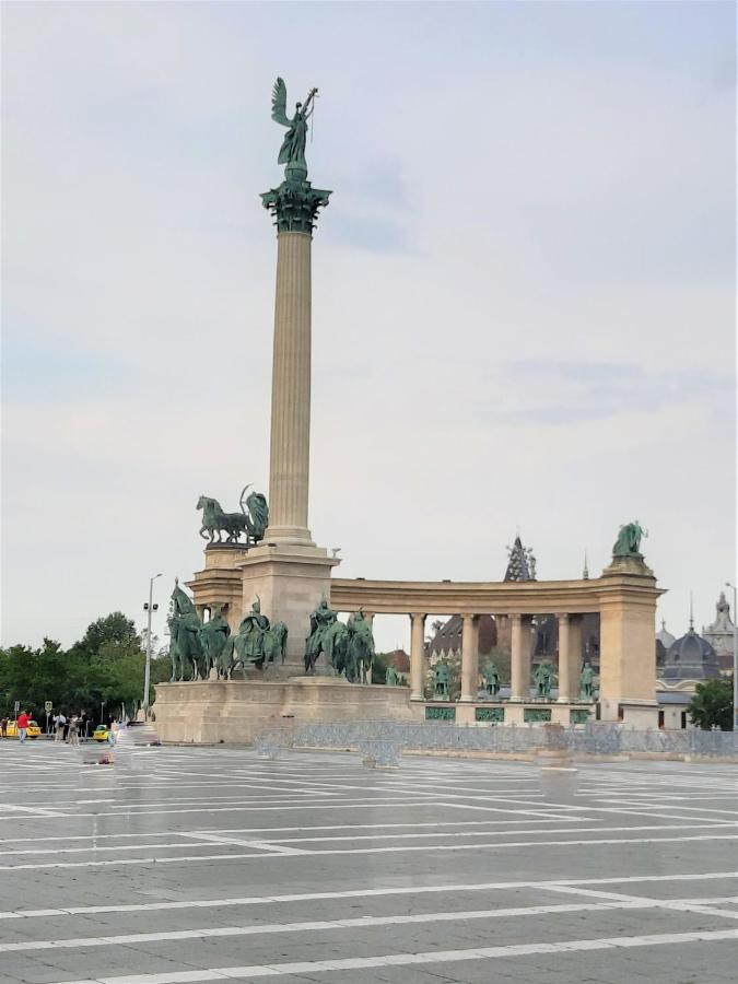 Citypark Classic Downtown Apartment Budapest Esterno foto